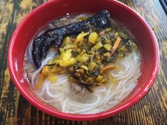 -正宗李家土鸡米线店