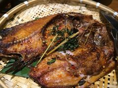 香茅草烤罗非鱼-云海肴·汽锅鸡·云南菜(天津国金汇店)