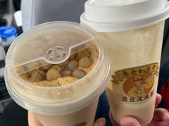 -喜茶(上海泰禾大厦店)