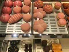 -好利来(上海虹桥新天地Lab主题店)