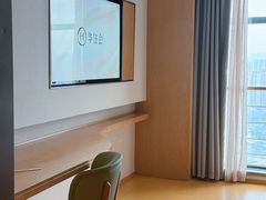 -全季酒店(重庆李子坝牛角沱地铁站店)