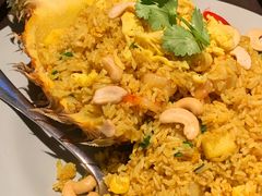 -大头虾越式风味餐厅(光明广场店)