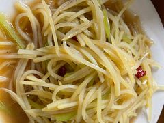 -三居鲁味坊黄焖鸡(山大路店)