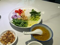 -官塘鱻鱻鱼生·潮汕生腌·砂锅粥(西马路总店)