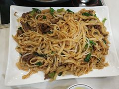 干炒牛河-潮泰牛肉火锅 · 创于1992年(车公庙店)