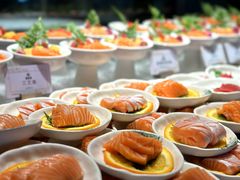 -雍容荟帝王蟹活龙虾展台自助(IFS黑金店)