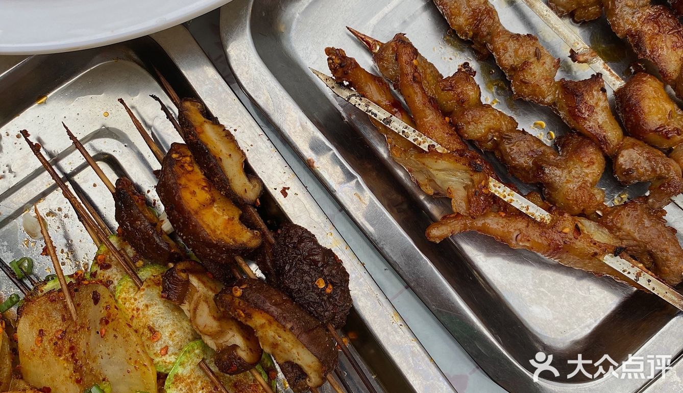 成都探店/小龙虾配羊肉串寻小欢烤串绝绝子