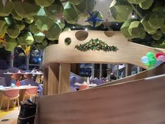 -水桶王国主题餐厅·聚会·生日派对·亲子活动·家庭套餐(亚龙湾希尔顿店)