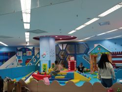 -孩子王童乐园(西安盛龙店)