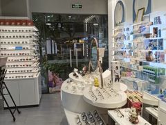 -一代眼镜(浦东大拇指广场店)