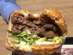 -The Habit Burger Grill 哈比特汉堡(复兴soho店)
