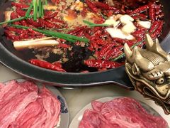 -黄潇洒老火锅(九眼桥宏济巷店)
