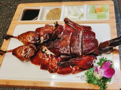-老滇山寨•云南特色菜•地方菜•民族风情歌舞表演(世纪金源店)