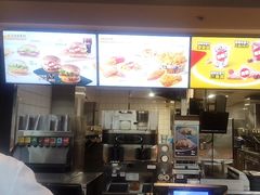 -麦当劳(鄂尔多斯机场店)