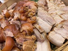 猪蹄包肉拼盘-喇喇排骨火锅·传统韩式脊骨汤(望京西园总店)