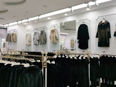 -肃宁华斯国际裘皮城