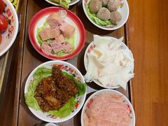 -沸炉重庆老火锅(军事博物馆店)