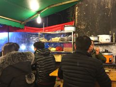 等位区-岗上渣渣老火锅(两路口店)