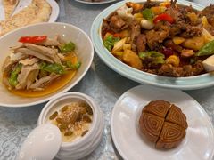 -汗腾格里·风味餐厅(新疆驻京办店)