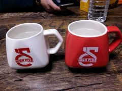 -HIGH FIVE哈福手工汉堡(桂林路店)