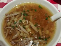 羊肉汤莜面鱼鱼-西贝(上海中心店)