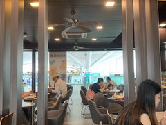 大堂-麦当劳(深圳北站高铁店)