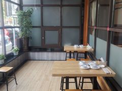 用餐区-方城小吃店
