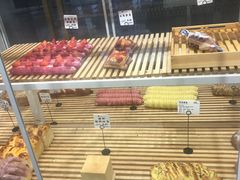-焙丽拾光(麦凯乐直营店)