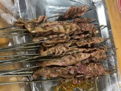 -亨利烧烤(理想山店)