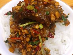 酸菜炒粉皮-笨罗卜浏阳菜馆(星沙店)