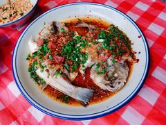 三椒蒸鲈鱼-荆九爷爆炒桥头三嫩(浙大店)