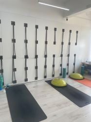 -OM瑜伽教练培训学院