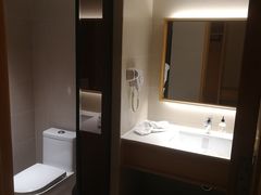 -全季酒店(石家庄裕华东路万达广场店)