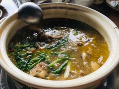 -杨记山珍鸡煲菌汤锅