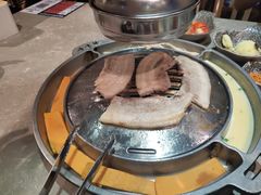 -哈哈碳都·牛肋条无限自助烤肉(台江万达店)