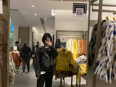 -URBAN REVIVO(北京斯普瑞斯奥特莱斯店)