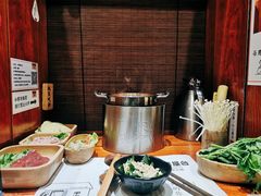 -独食火锅·半米屋台(直营总店)