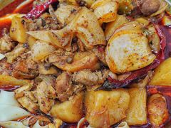 -牛一嘴·兰州牛肉面·大盘鸡(财富中心店)