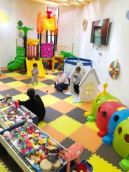 -趣童婴幼儿SPA母婴生活馆(孔雀城店)