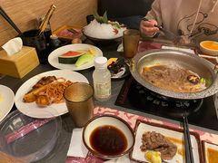 -牛YO寿喜烧·铁板烧和牛火锅自助(市府恒隆店)