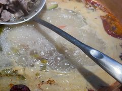 -洱火云南酸菜牛肉火锅(石景山当代商城店)