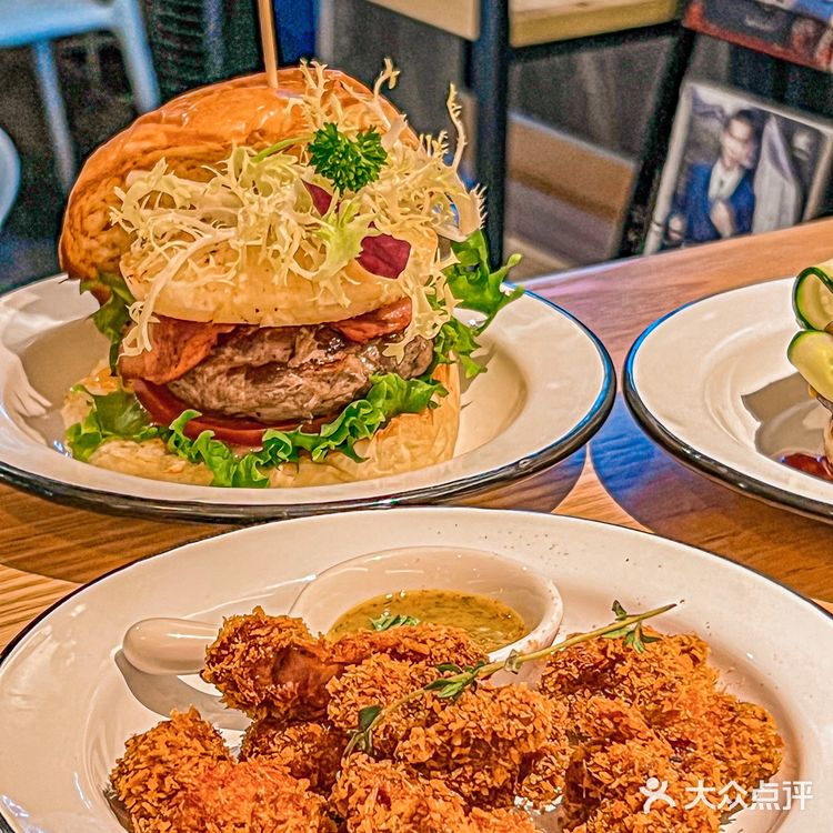 减脂期也能吃汉堡🍔龙治低脂汉堡太绝了