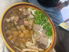 -花溪牛肉粉(八鸽岩店)