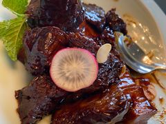 黑蒜浇汁牛肋肉-Yan Ting 宴庭中餐厅(上海静安瑞吉酒店)