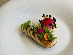 鸭肝蛋糕配无花果-九献创意菜·新中式(亮马河花园私宴店)