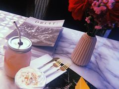 -chenity  cafe