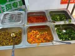 -蒙自源米线大王(花园城商场店)