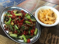 小炒黄牛肉饭-川湘记