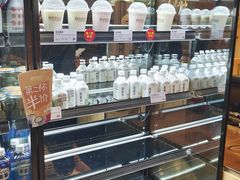 面包甜点陈列柜-原麦山丘(天津天河城店)