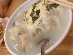 高汤云吞(含蛋)-买又大餐厅(福林里店)